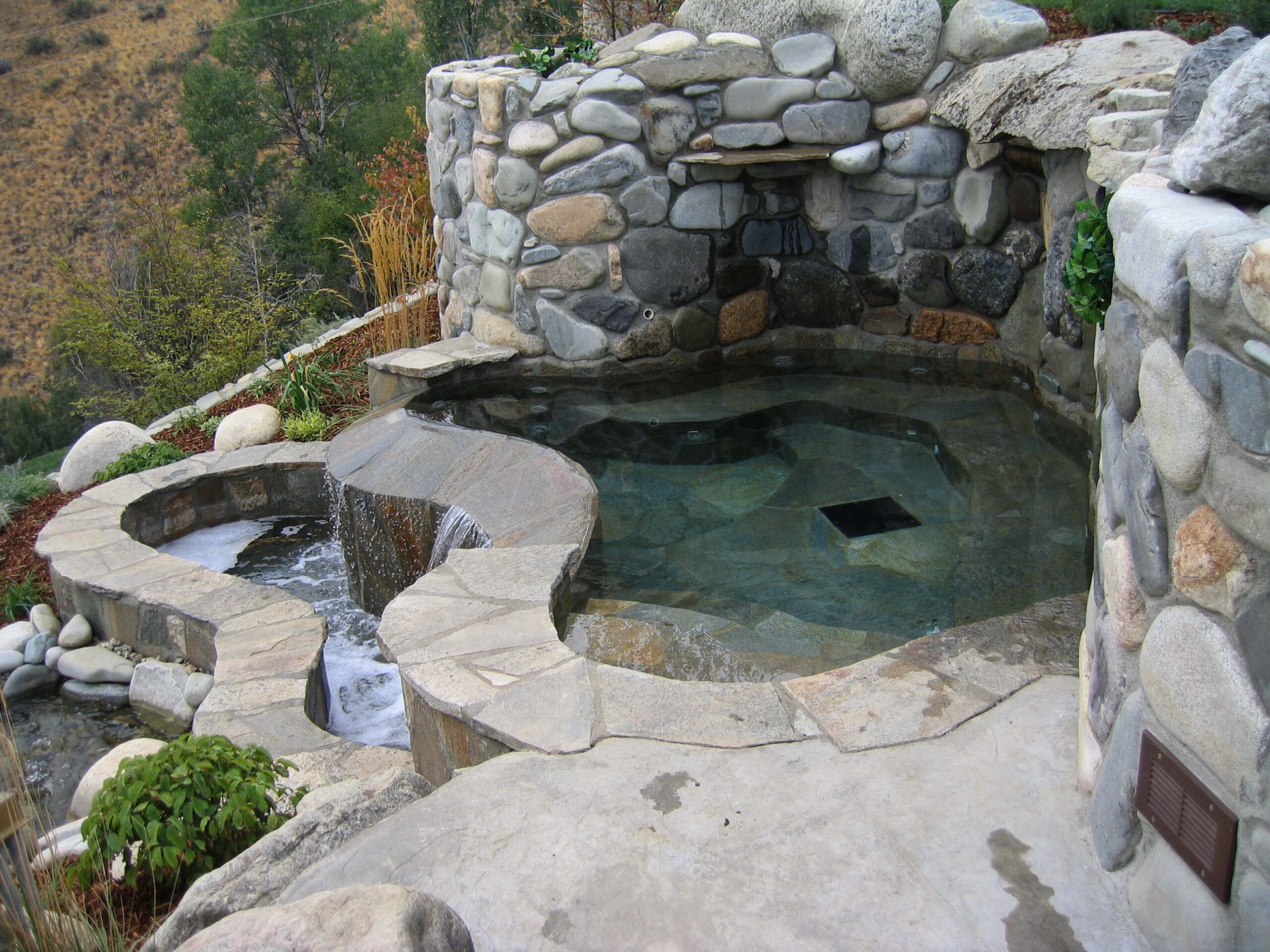 Custom all-tile pool at Water Features, a custom pool built in Eastern Washington, WA by Outdoor Elements Northwest