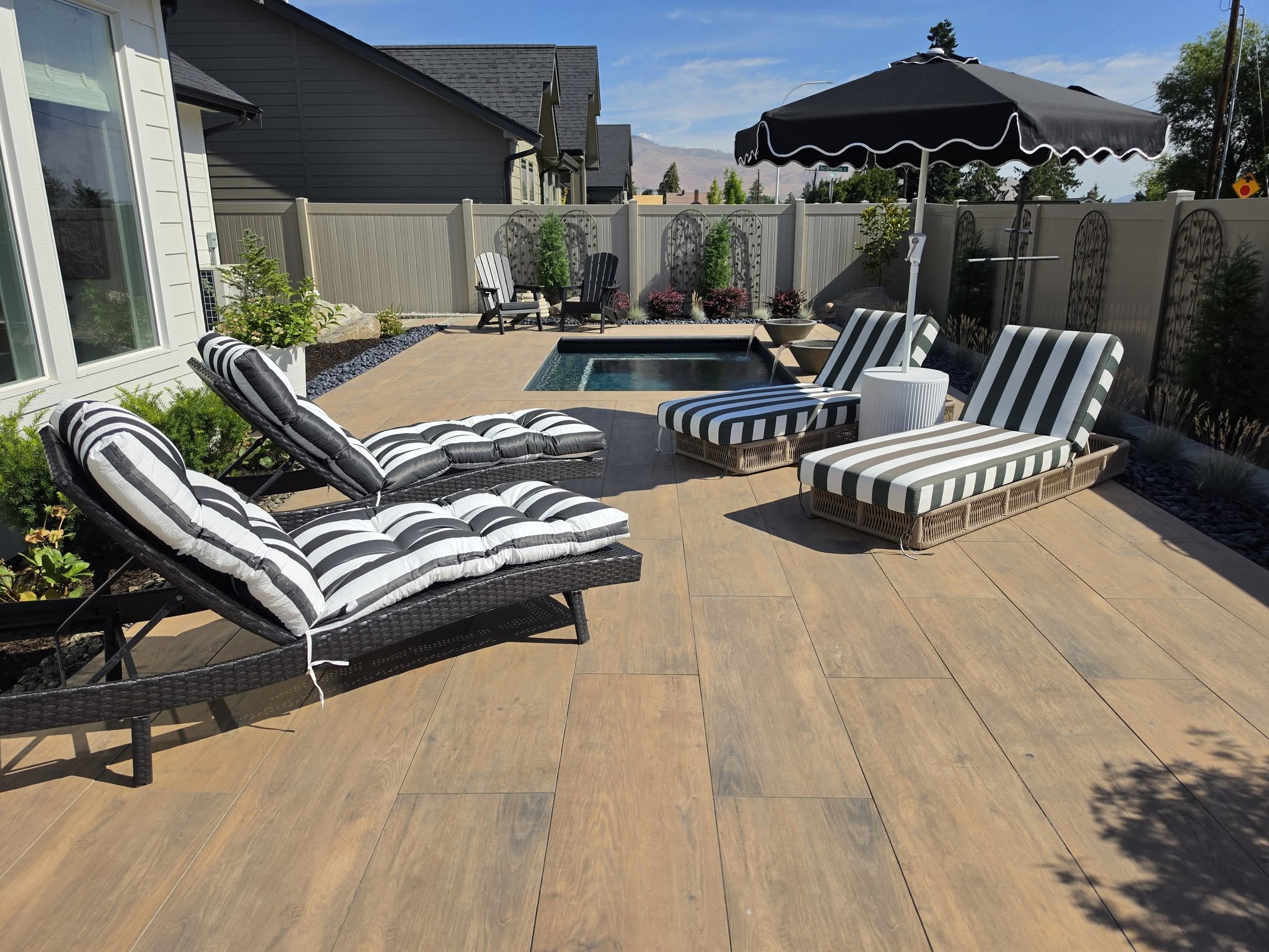 Porcelain all-tile pool detail by Outdoor Elements Northwest