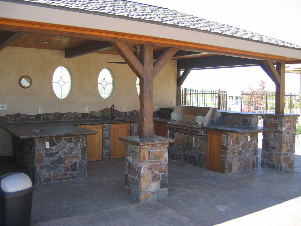 Custom all-tile pool at Kennewick Elegance, a custom pool built in Kennewick, WA, WA by Outdoor Elements Northwest